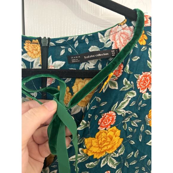 Zara Green & Yellow Rose Floral Print Velvet Trim Romper - Picture 6 of 7